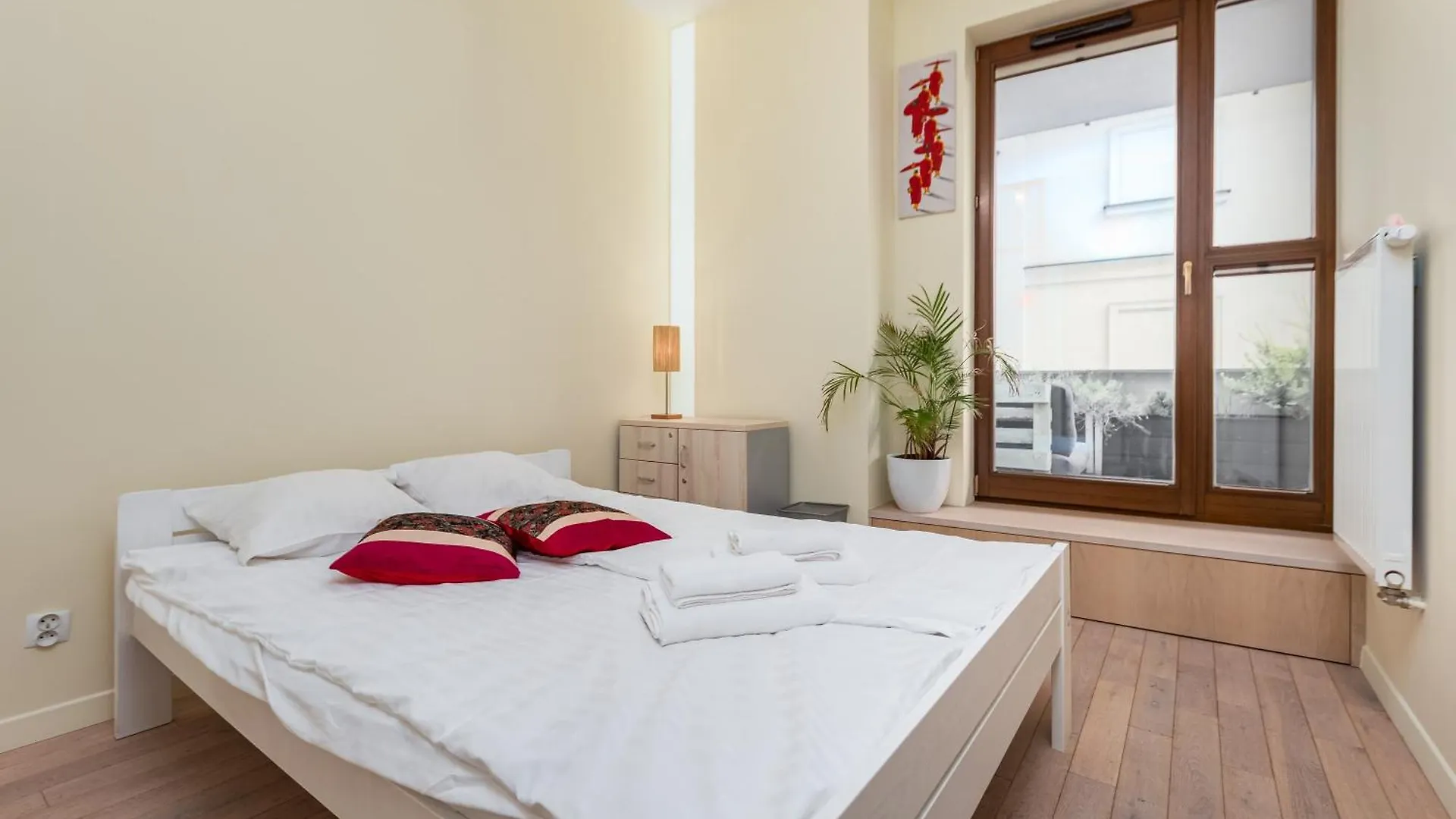 Solec 24 By Homeprime Warsaw